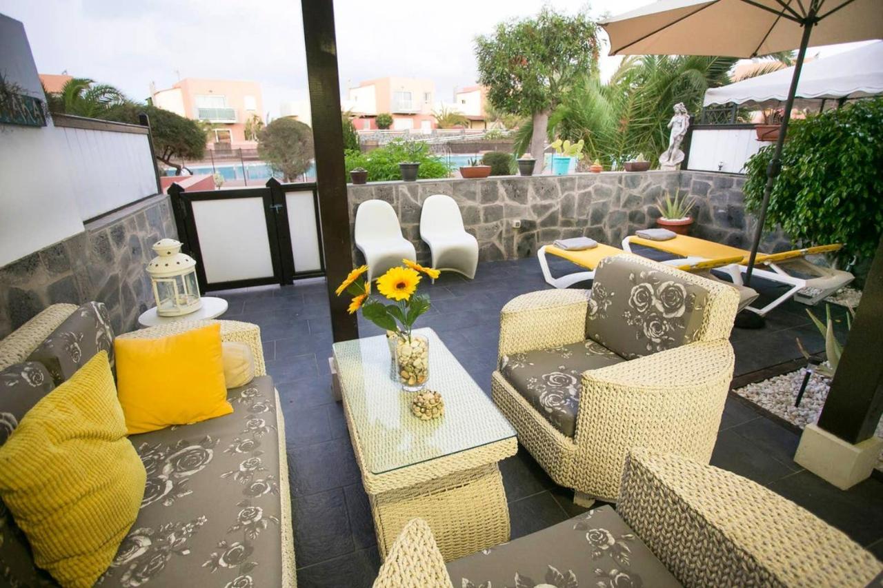 Elegant Villa In Corralejo Kültér fotó