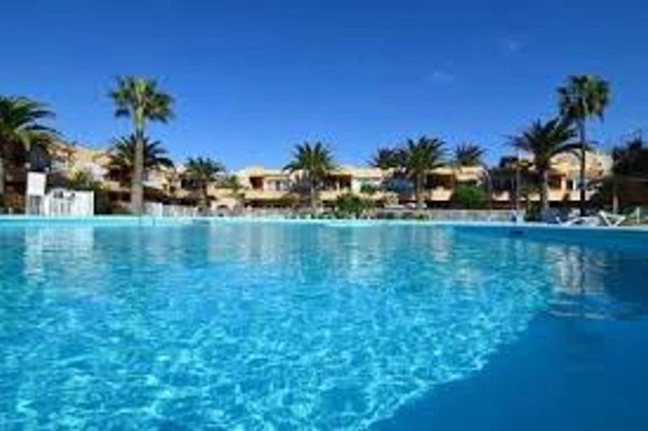 Elegant Villa In Corralejo Kültér fotó